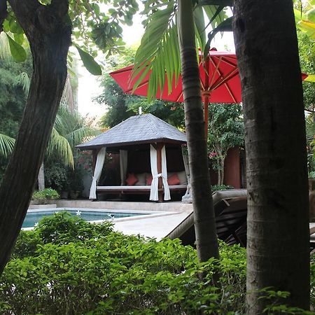 Villa Varuna Легиан Экстерьер фото